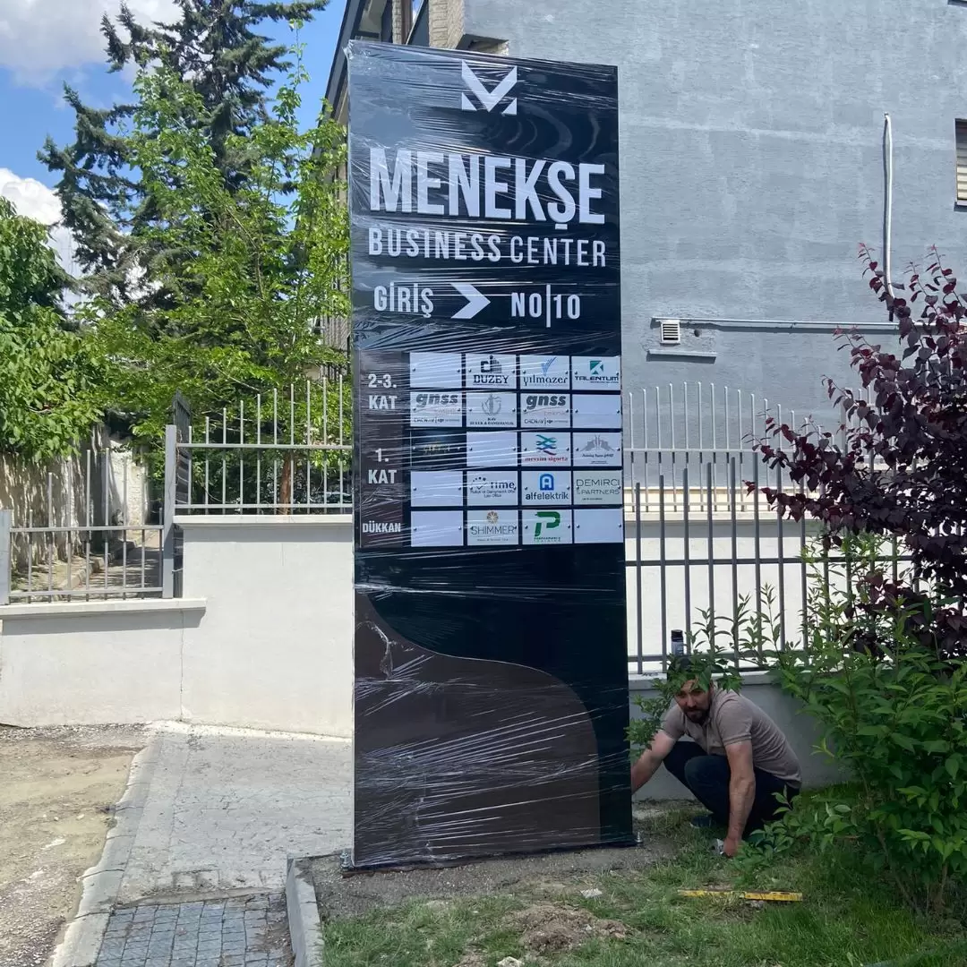 Menekşe Business Center